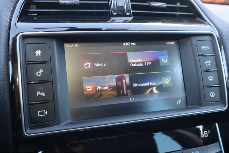 2017 Jaguar XE 25t Prestige