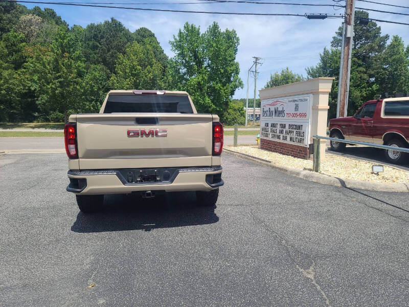 2023 GMC Sierra 1500 Elevation