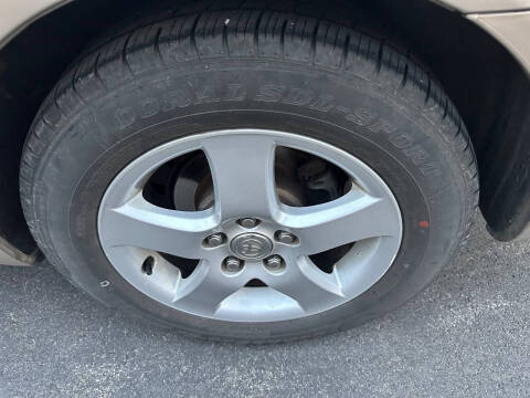 2005 Toyota Camry SE