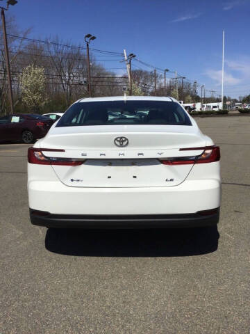 2025 Toyota Camry LE