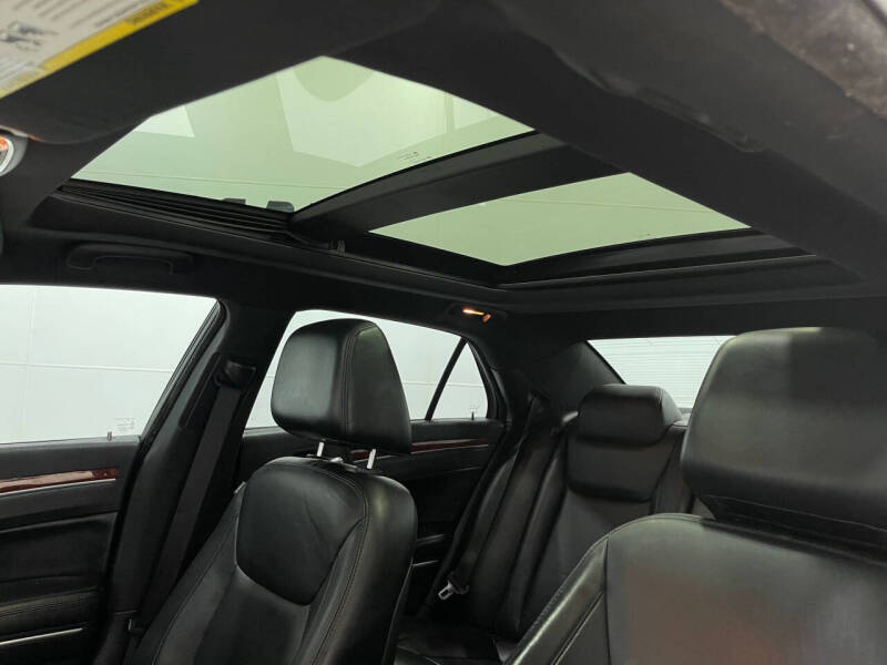 2012 Chrysler 300 Limited