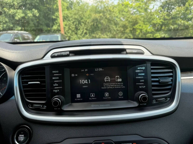 2017 Kia Sorento LX