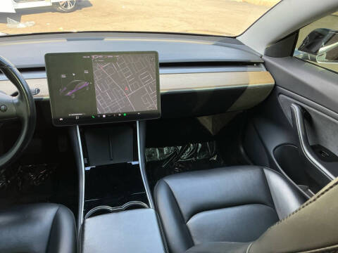 2019 Tesla Model 3 Mid Range