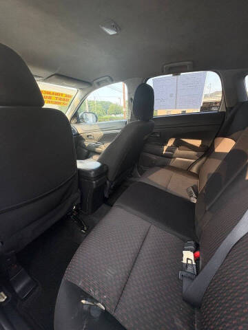 2018 Mitsubishi Outlander Sport LE