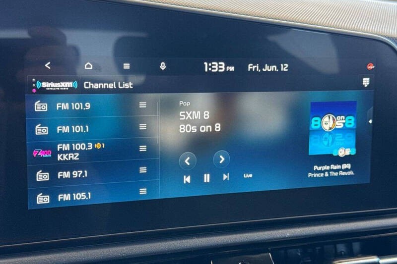 2025 Kia Niro SX