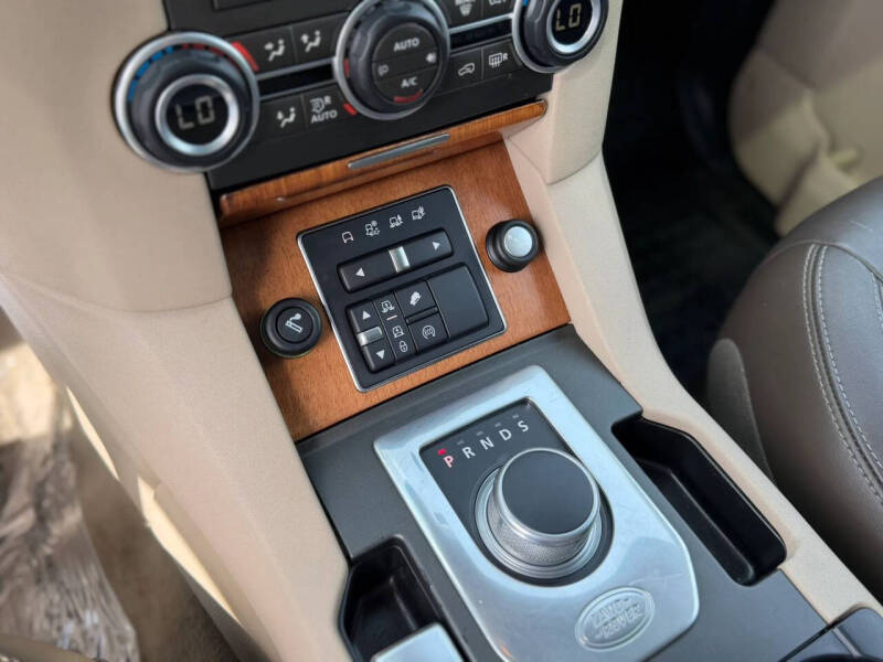 2015 Land Rover LR4 HSE LUX
