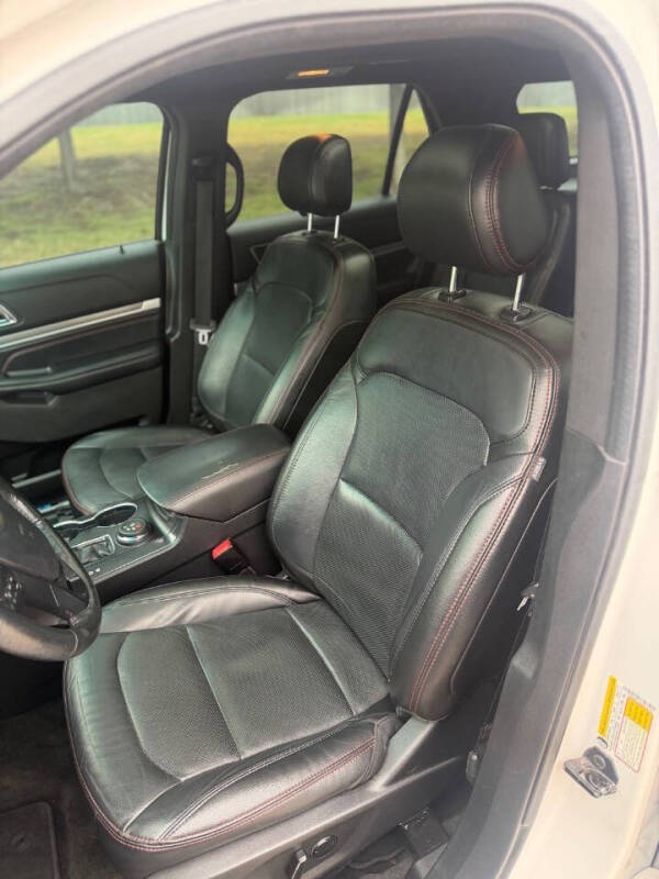 2016 Ford Explorer Sport