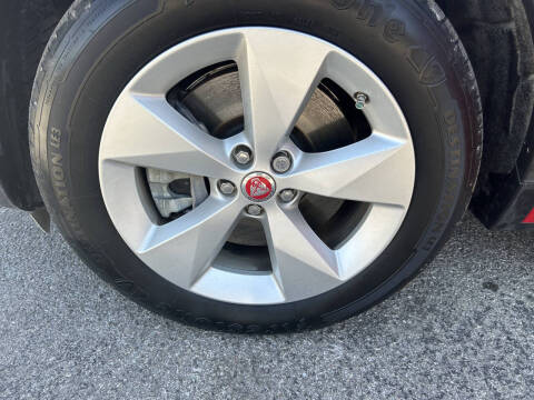 2019 Jaguar E-PACE P300 R-Dynamic S