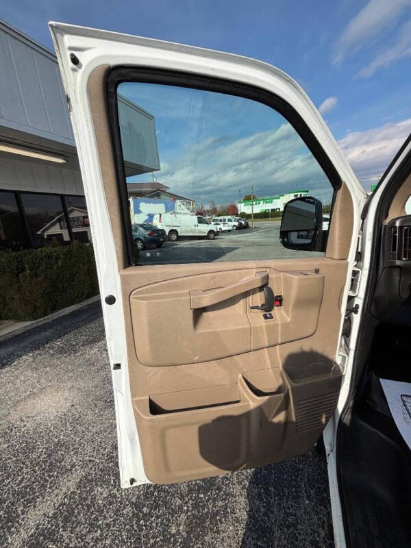 2021 Chevrolet Express 2500