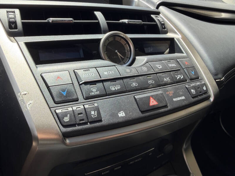 2017 Lexus NX 200t