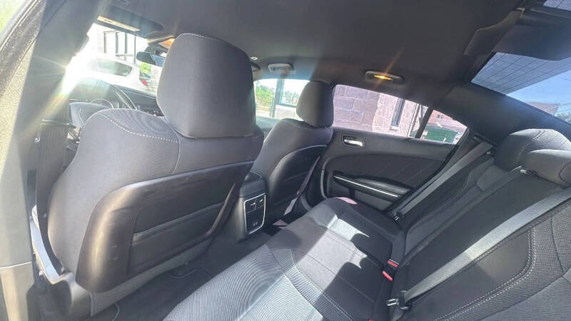 2019 Dodge Charger SXT