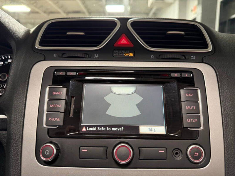 2012 Volkswagen Eos Lux SULEV