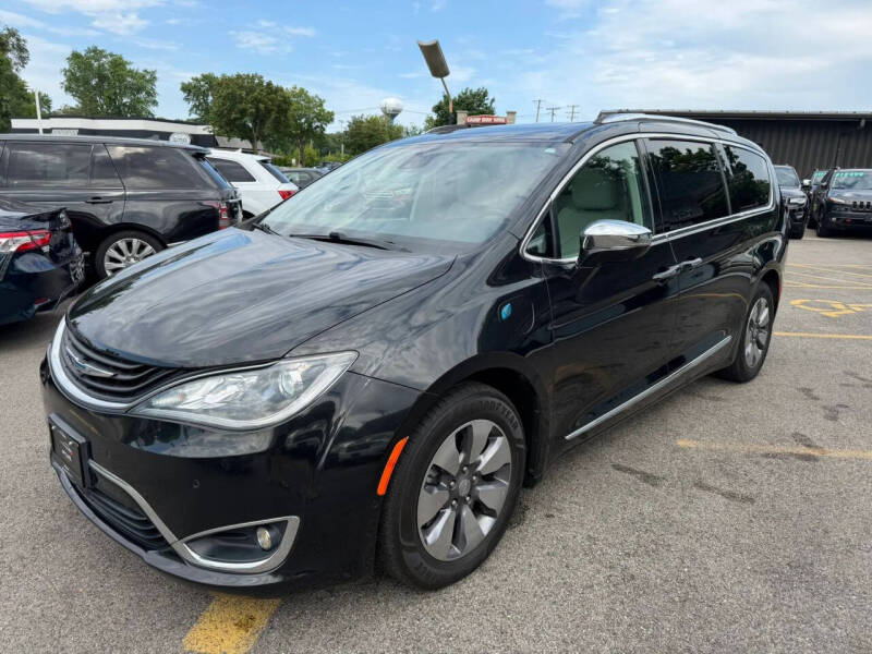 2018 Chrysler Pacifica Hybrid Limited