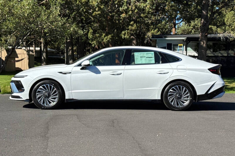2025 Hyundai Sonata Hybrid Limited