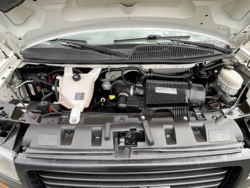 2018 GMC Savana 3500
