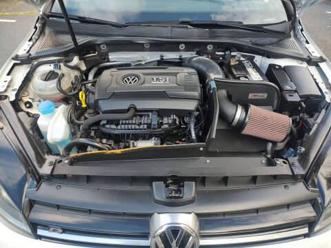 2016 Volkswagen Golf R