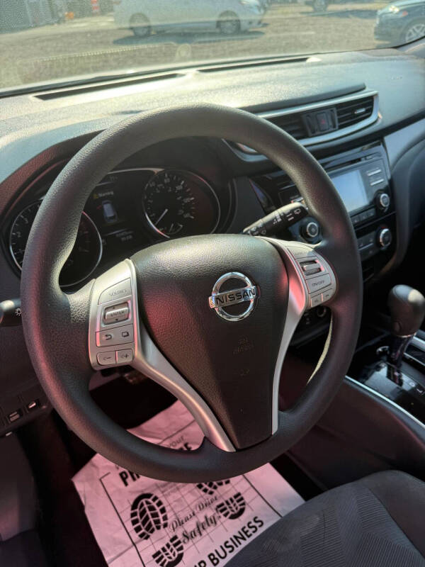2015 Nissan Rogue