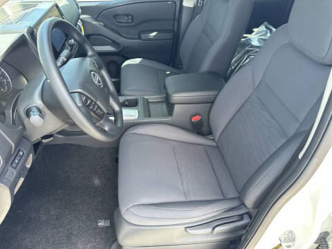 2025 Nissan Frontier S