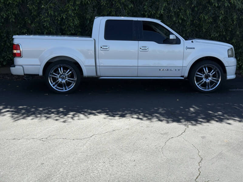 2007 Lincoln Mark LT