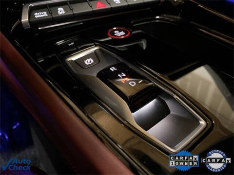 2024 Audi e-tron GT quattro Prestige