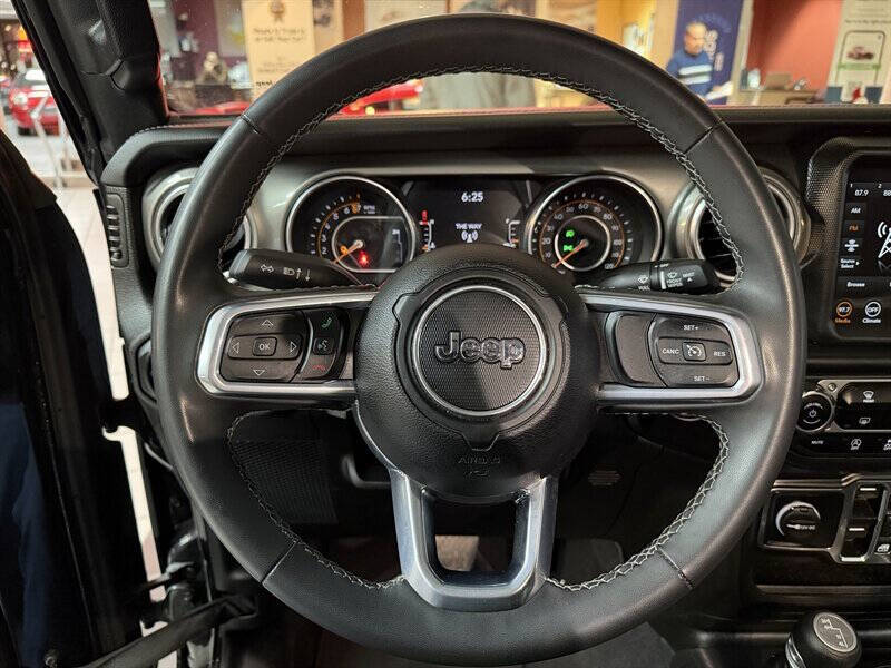 2023 Jeep Gladiator Overland