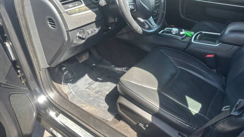 2016 Chrysler 300 C