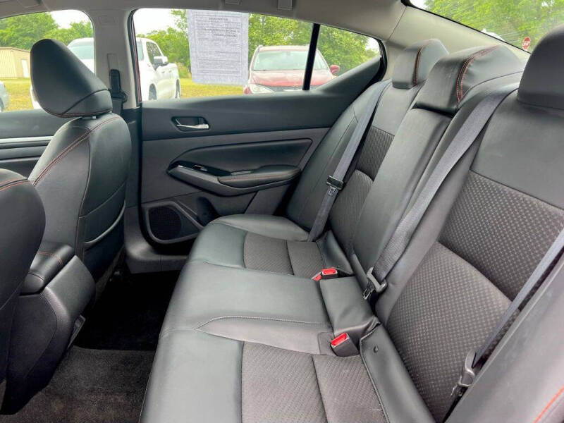 2025 Nissan Altima 2.5 SR