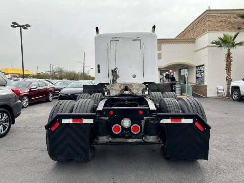 2019 Freightliner Coronado 122 SD
