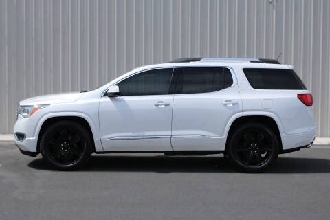 2017 GMC Acadia Denali