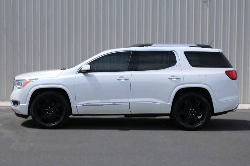 2017 GMC Acadia Denali