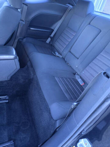 2009 Dodge Challenger SE