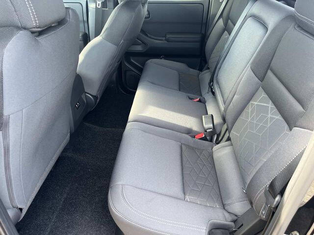 2026 Nissan Frontier SV