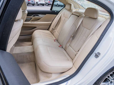 2019 BMW 7 Series 740i