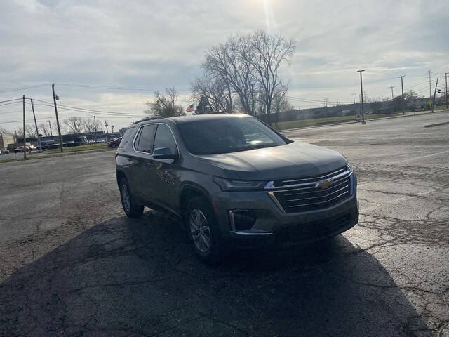 2023 Chevrolet Traverse LT Cloth