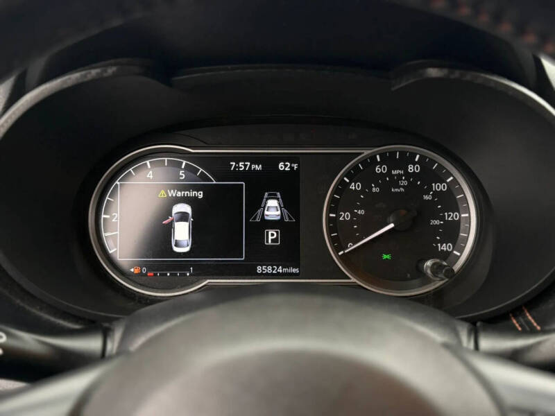2020 Nissan Versa SR