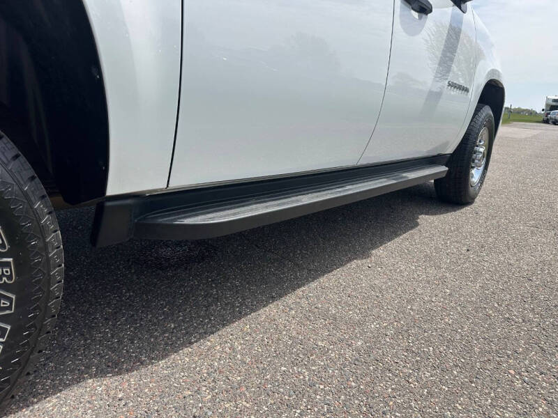 2013 Chevrolet Suburban Fleet 2500