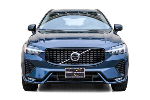 2023 Volvo XC60 B5 Plus Dark Theme