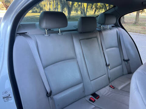 2011 BMW 5 Series 528i