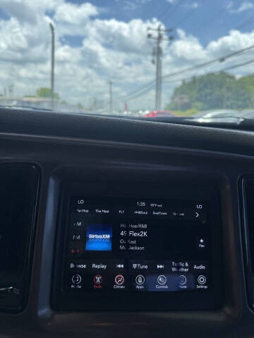 2021 Dodge Challenger SXT