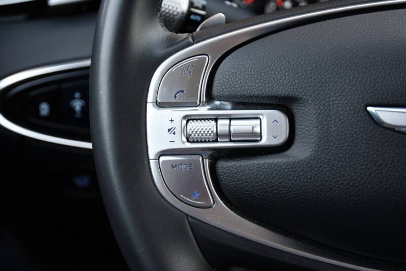 2025 Genesis GV70 2.5T Standard