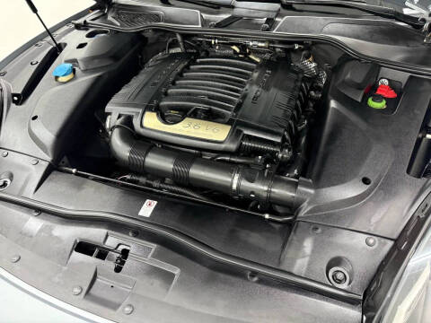 2018 Porsche Cayenne Platinum Edition