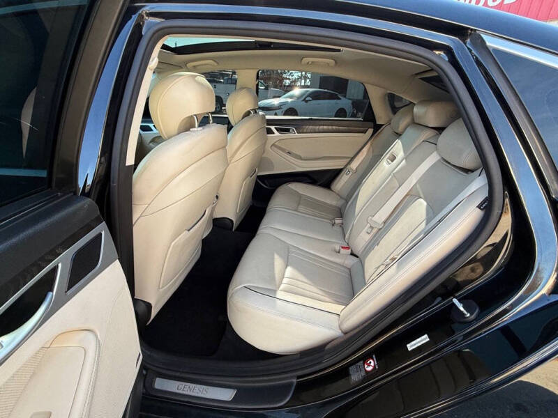 2015 Hyundai Genesis 5.0L