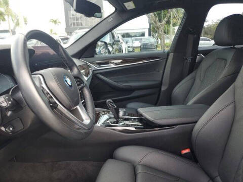 2022 BMW 5 Series 530e