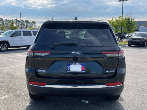 2026 Jeep Grand Cherokee Laredo