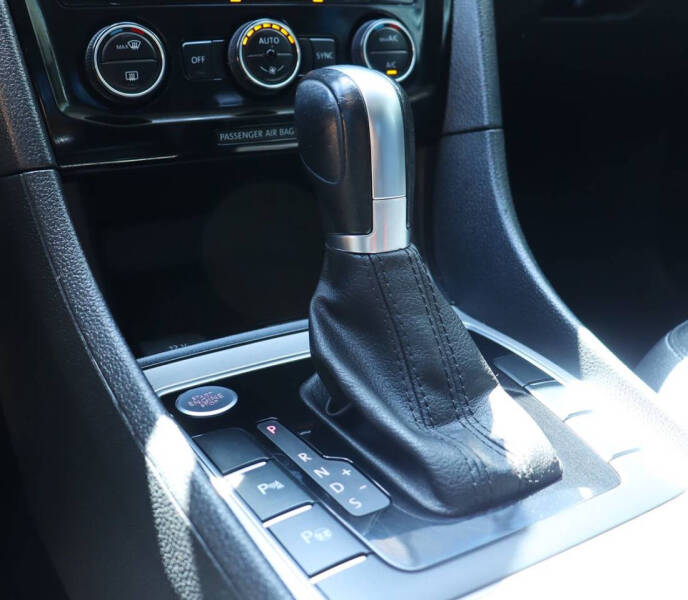 2020 Volkswagen Passat SEL
