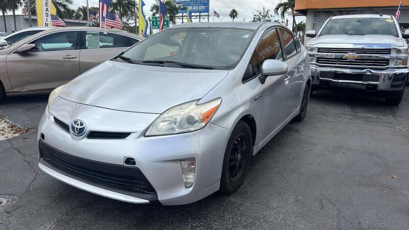 2015 Toyota Prius for sale at VALDO AUTO SALES in Hialeah FL