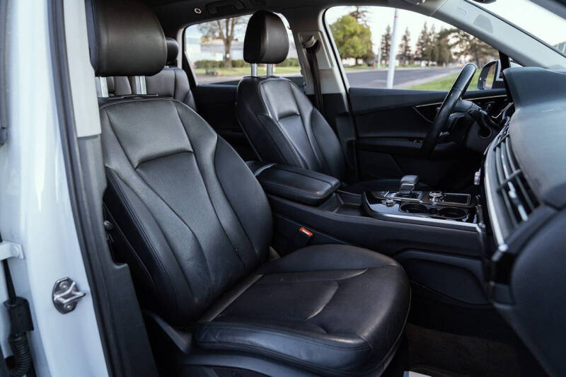 2019 Audi Q7 quattro Premium Plus 55 TFSI