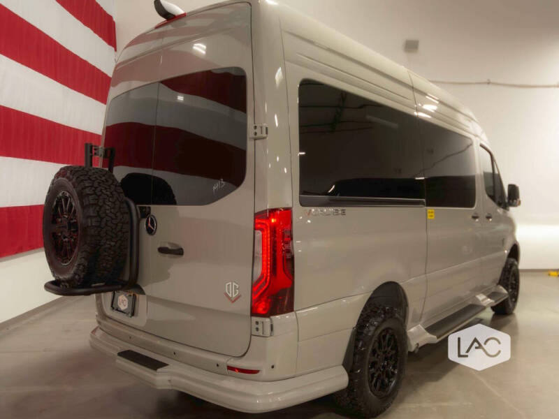 2024 Mercedes-Benz Sprinter 2500