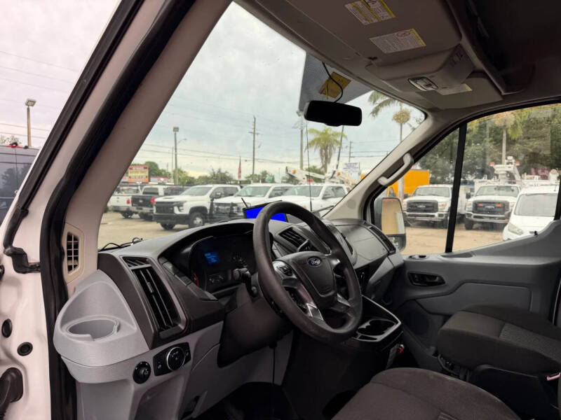2015 Ford Transit 150