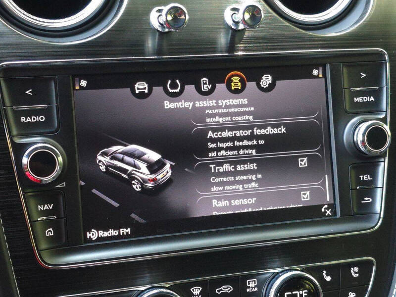 2020 Bentley Bentayga Hybrid